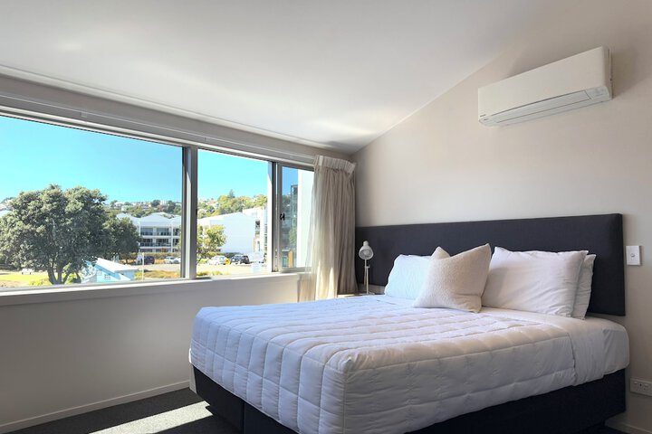 Room 17 of 53