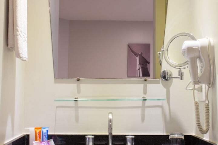 Clean Restrooms