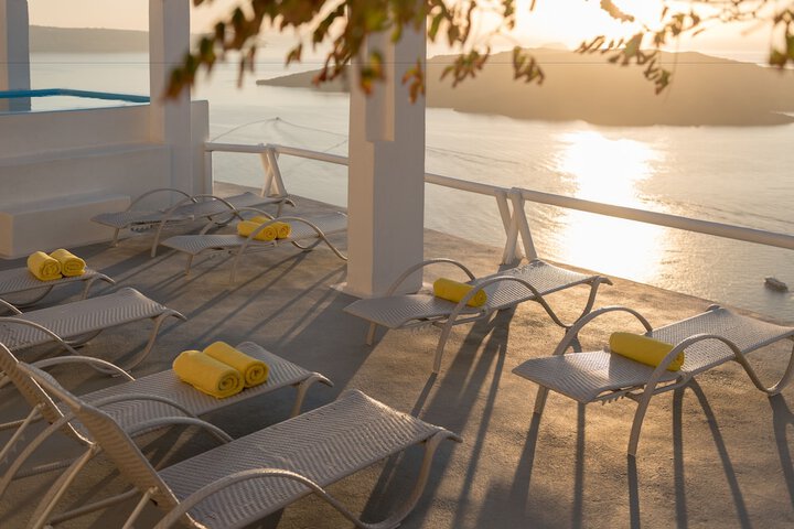 Sundeck 84 of 96