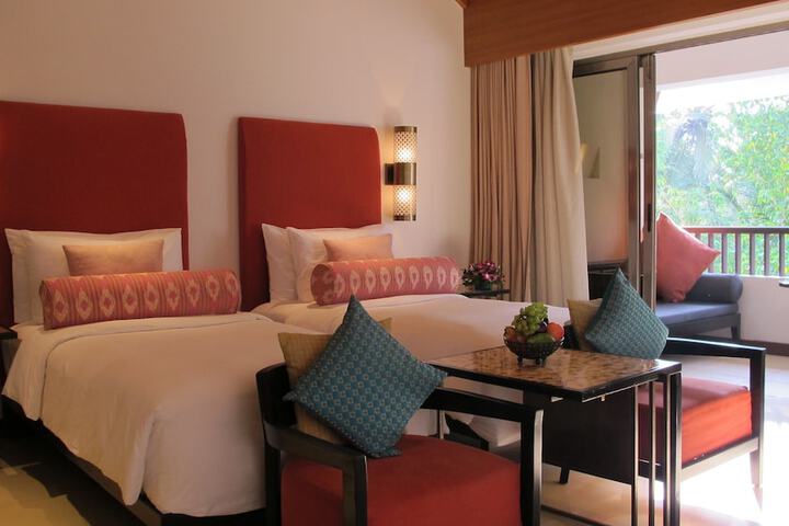 Room 15 of 119