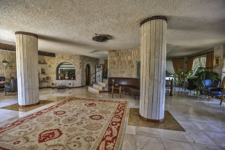 Lobby Entry
