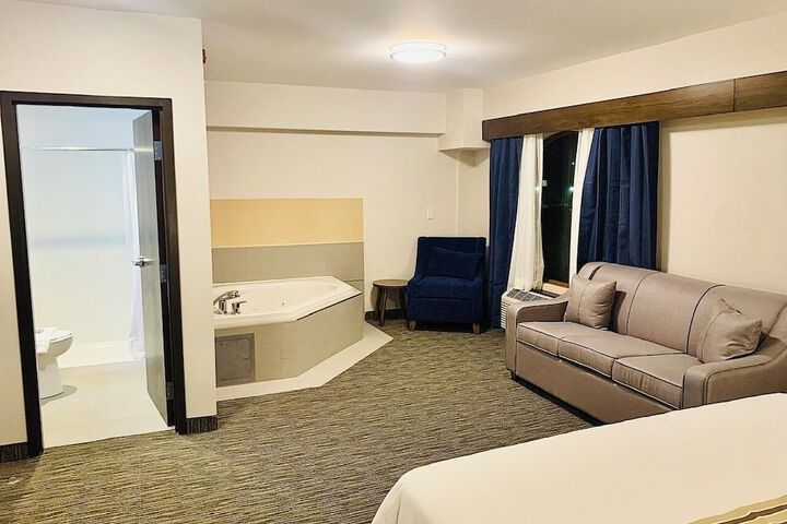 Room 16 of 17