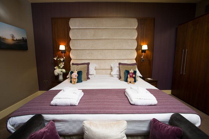 Room 5 of 40