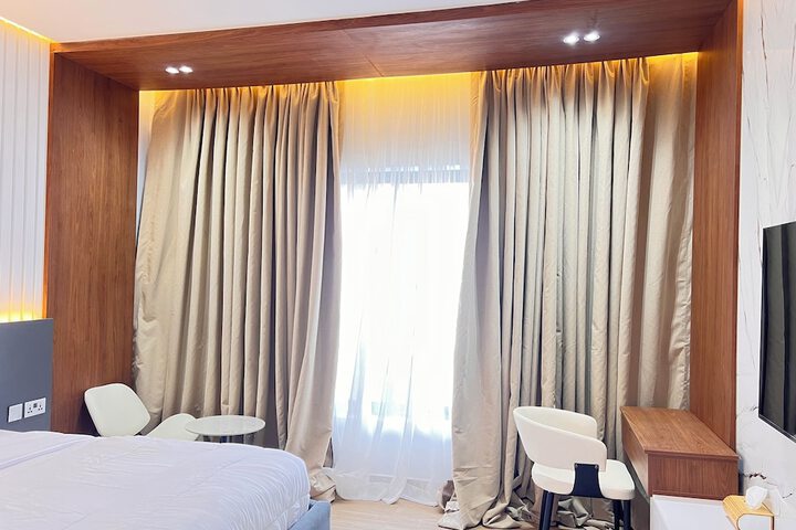 Room 15 of 61