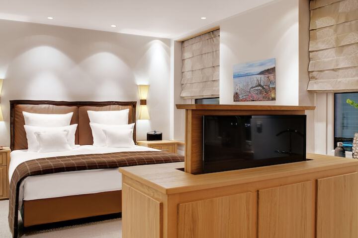 Room 12 of 88