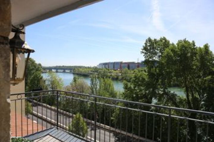 Terrace/Patio 3 of 73