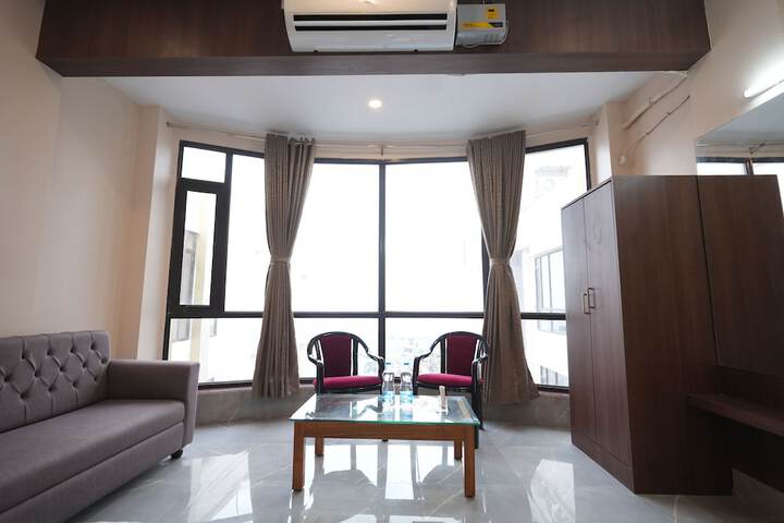 Room 11 of 22