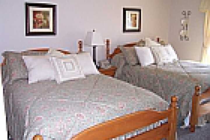 Room 2 of 77