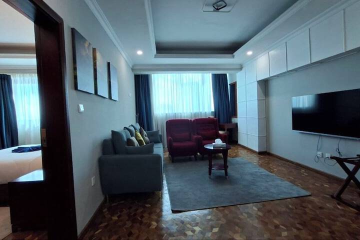 Room 36 of 108