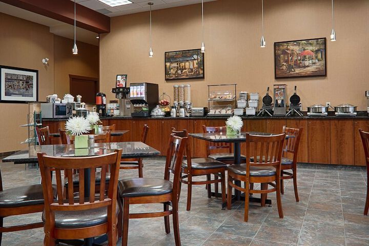 Breakfast/Coffee Service 19 of 27