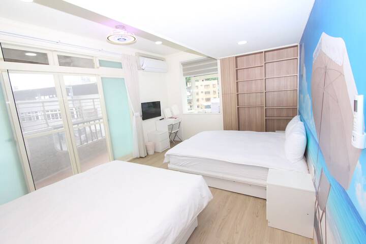 Room 158 of 246