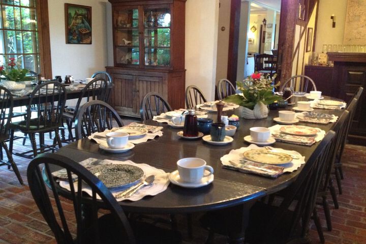 Dining 19 of 29