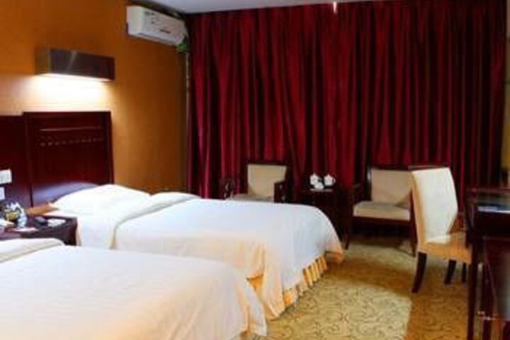 Room 3 of 16