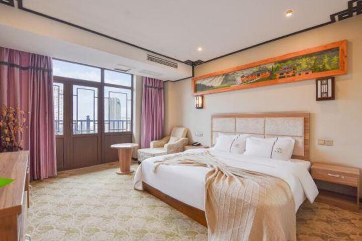 Fengxitian Folk Hotel