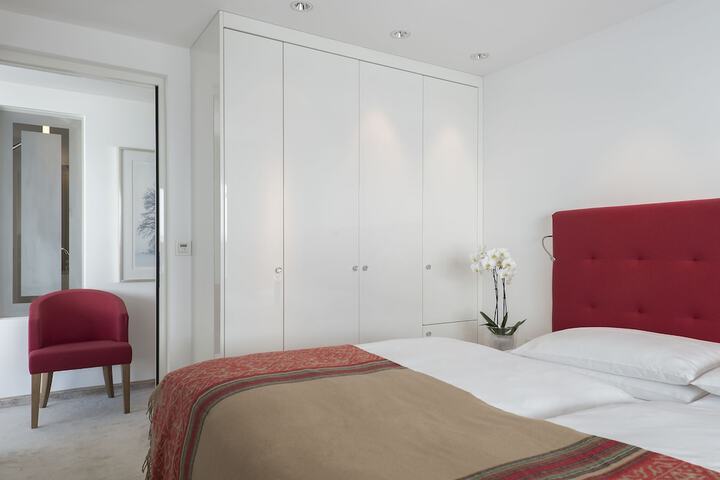 Room 20 of 96