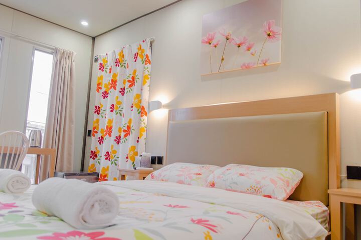 Room 3 of 13