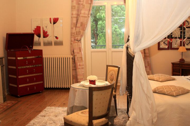 Room 20 of 74