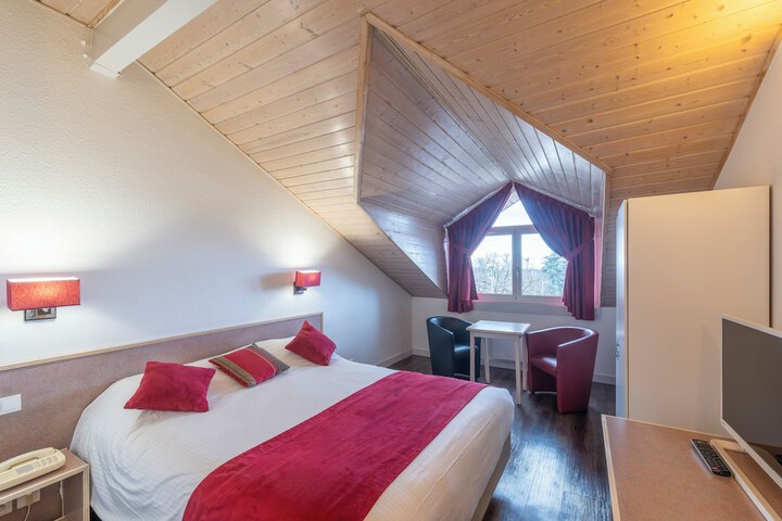 Room 15 of 55