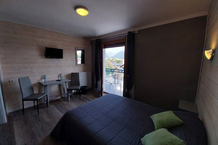 Room 15 of 47