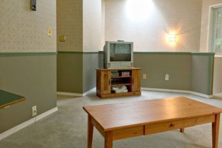 Room 559 of 697