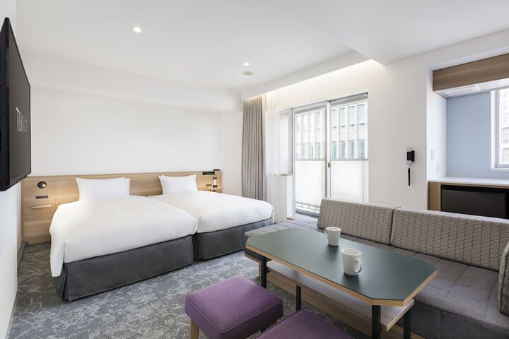 Room 18 of 66