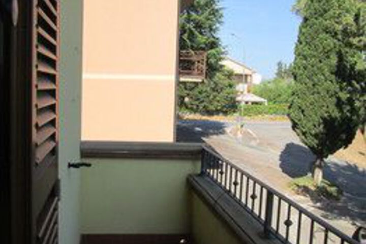 Terrace/Patio 5 of 32