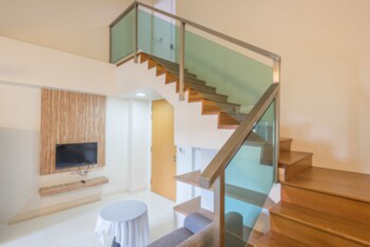 Room 9 of 20