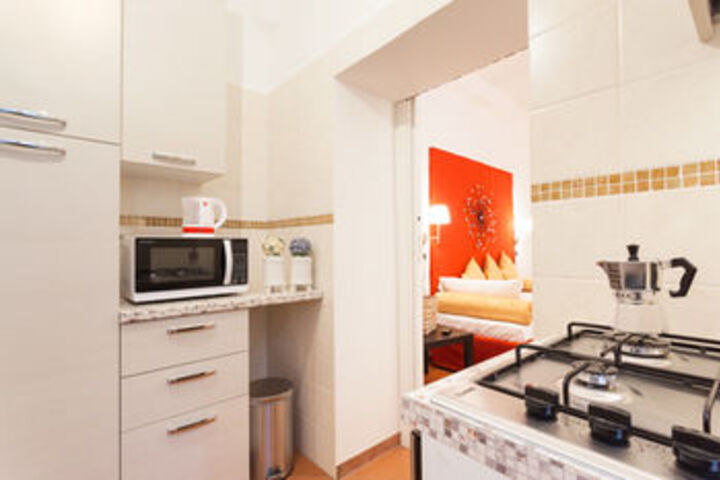 Room 399 of 477
