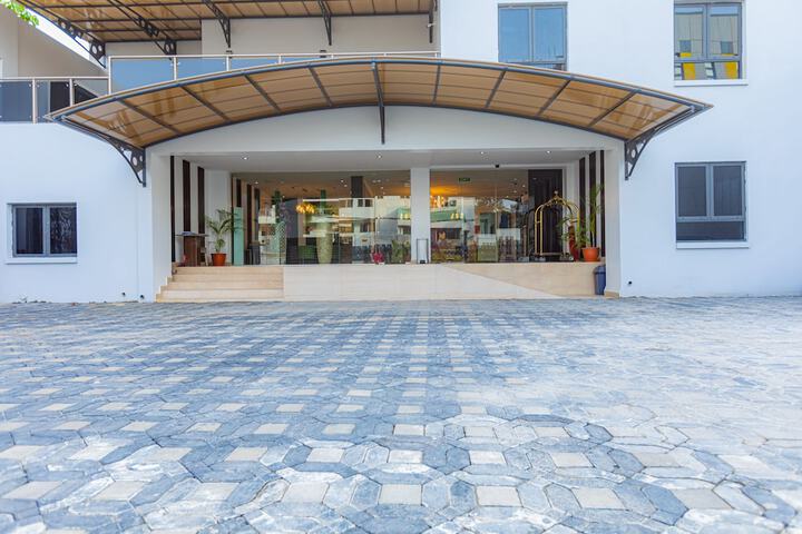 Image of Isglo Hotels Ikoyi