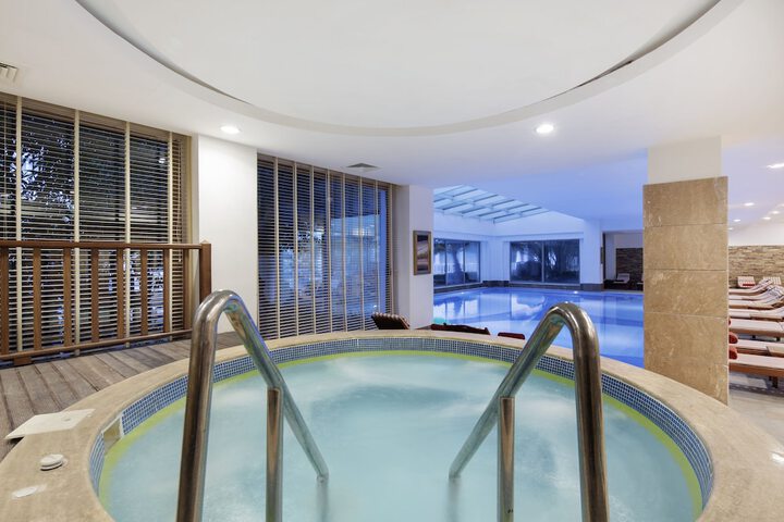 Pool 41 of 182
