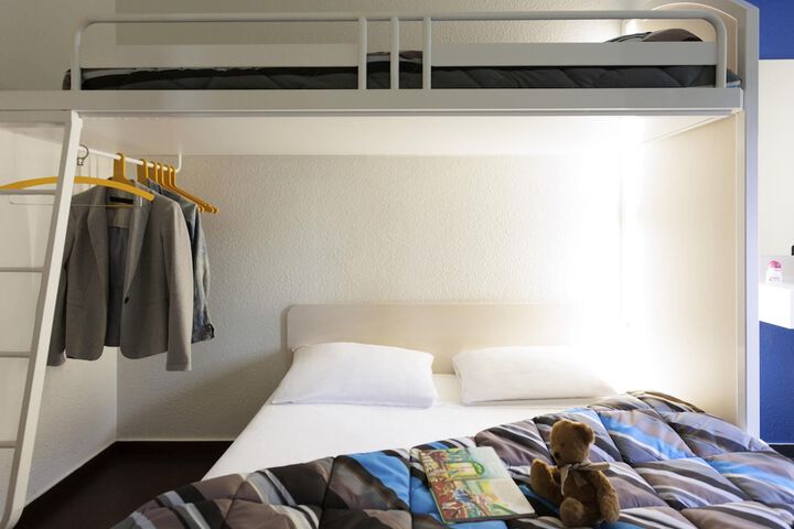 Room 15 of 45