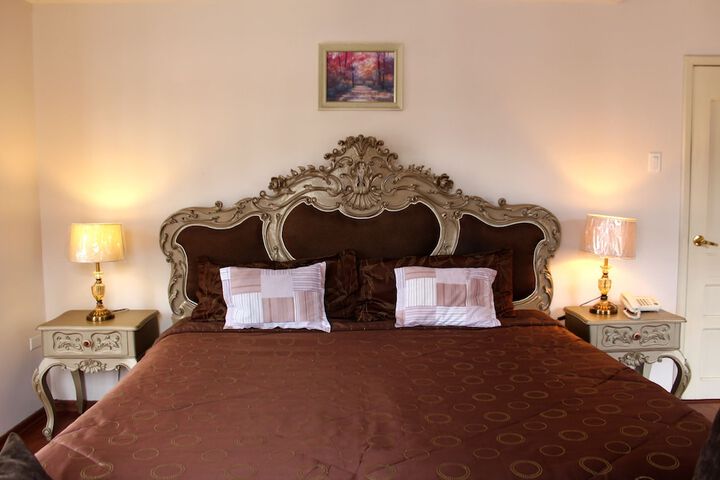 Room 13 of 61