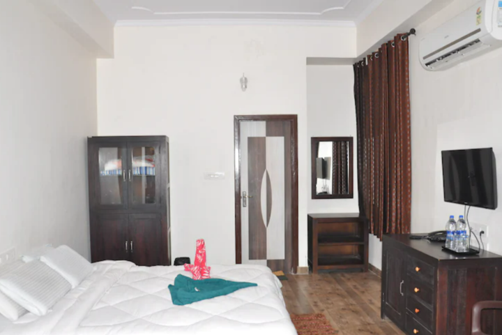 Hotel Anjani Dham