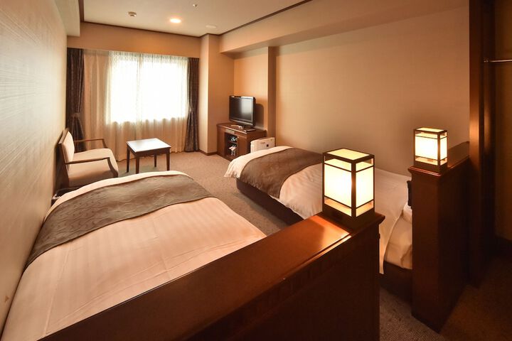 Room 11 of 52