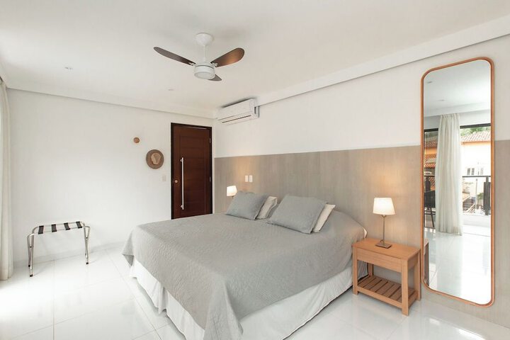Room 43 of 125