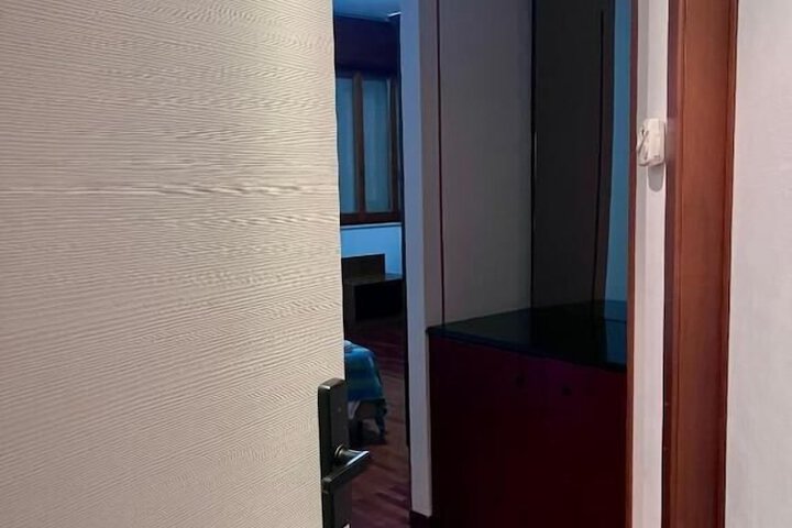 Room 22 of 63