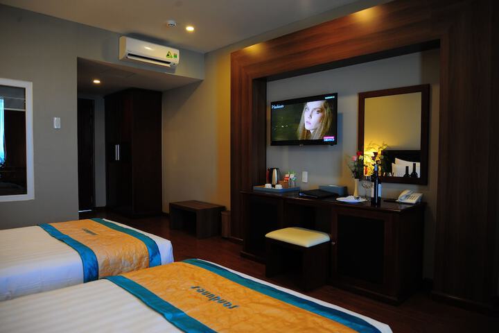 Room 40 of 108