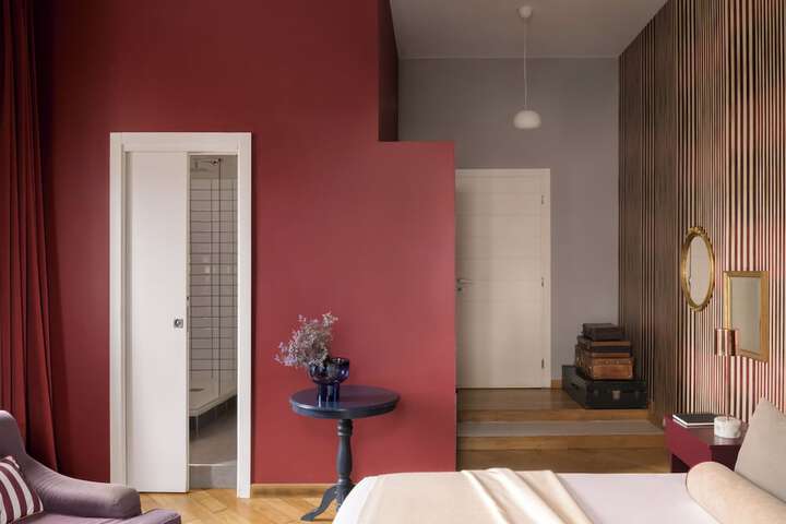 Room 22 of 94