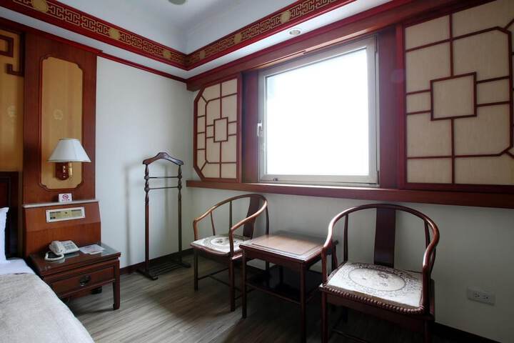 Room 26 of 56