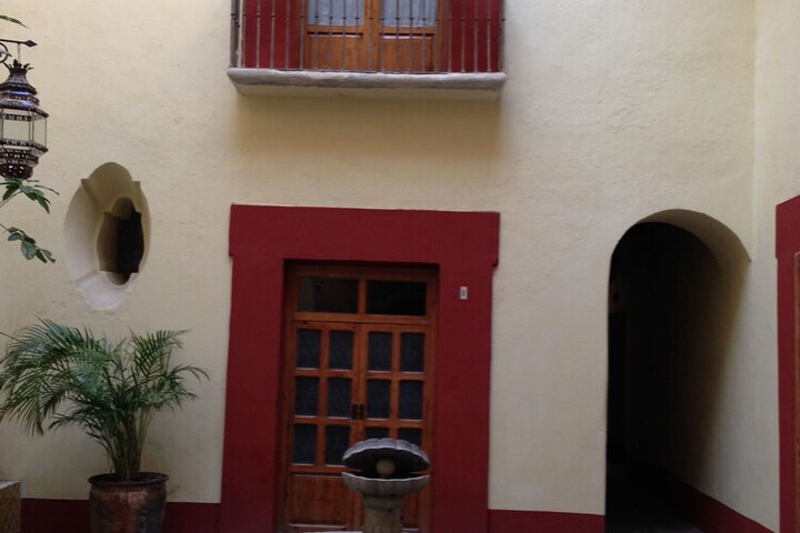 Hotel 10 of 11