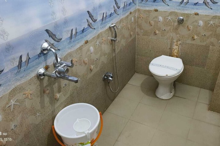 Room 12 of 15