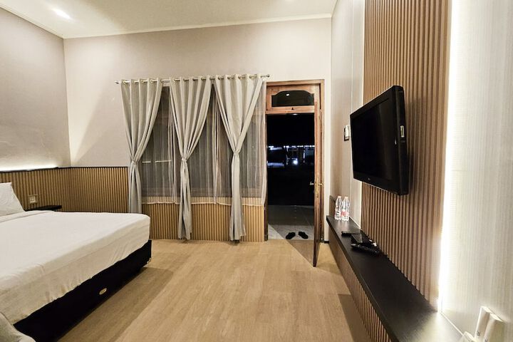 Room 12 of 42