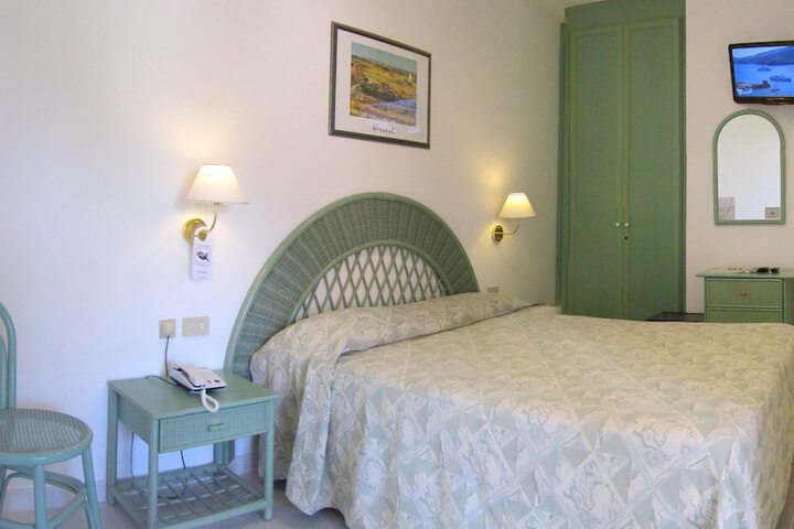 Room 13 of 51