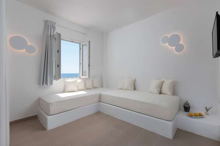 Room 14 of 40