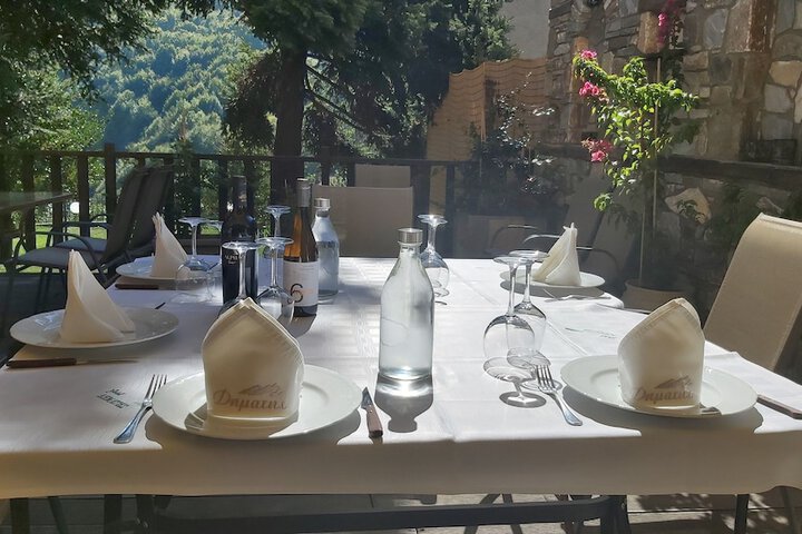 Dining 419 of 446