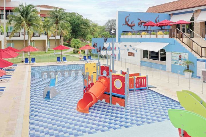 Pool Hotel