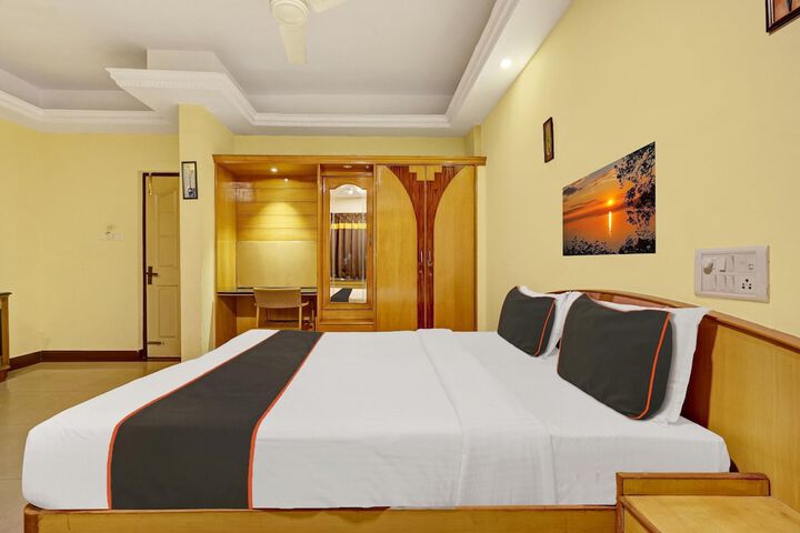Room 14 of 28