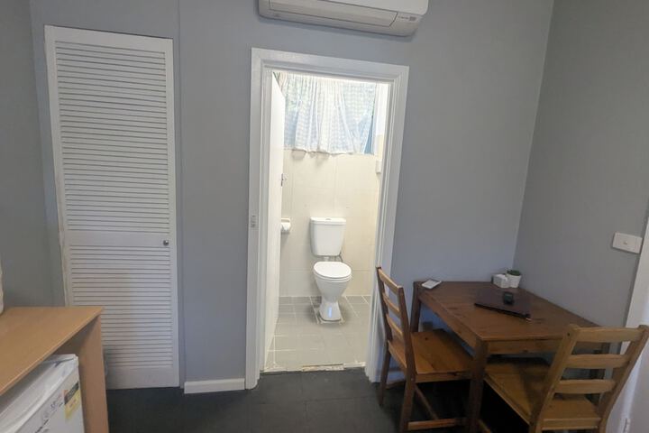 Room 36 of 68