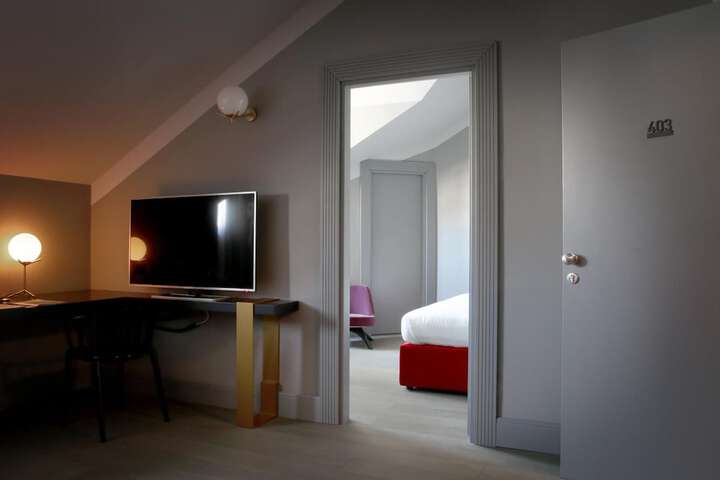 Room 5 of 67