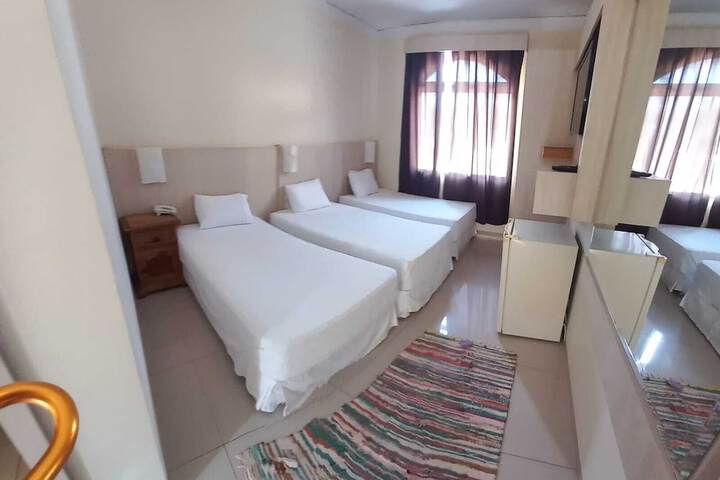 Room 21 of 48